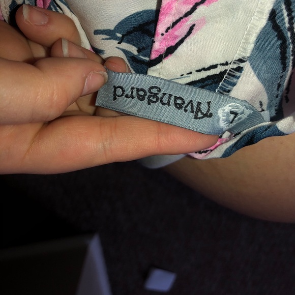 Floral shirt - Picture 4 of 4